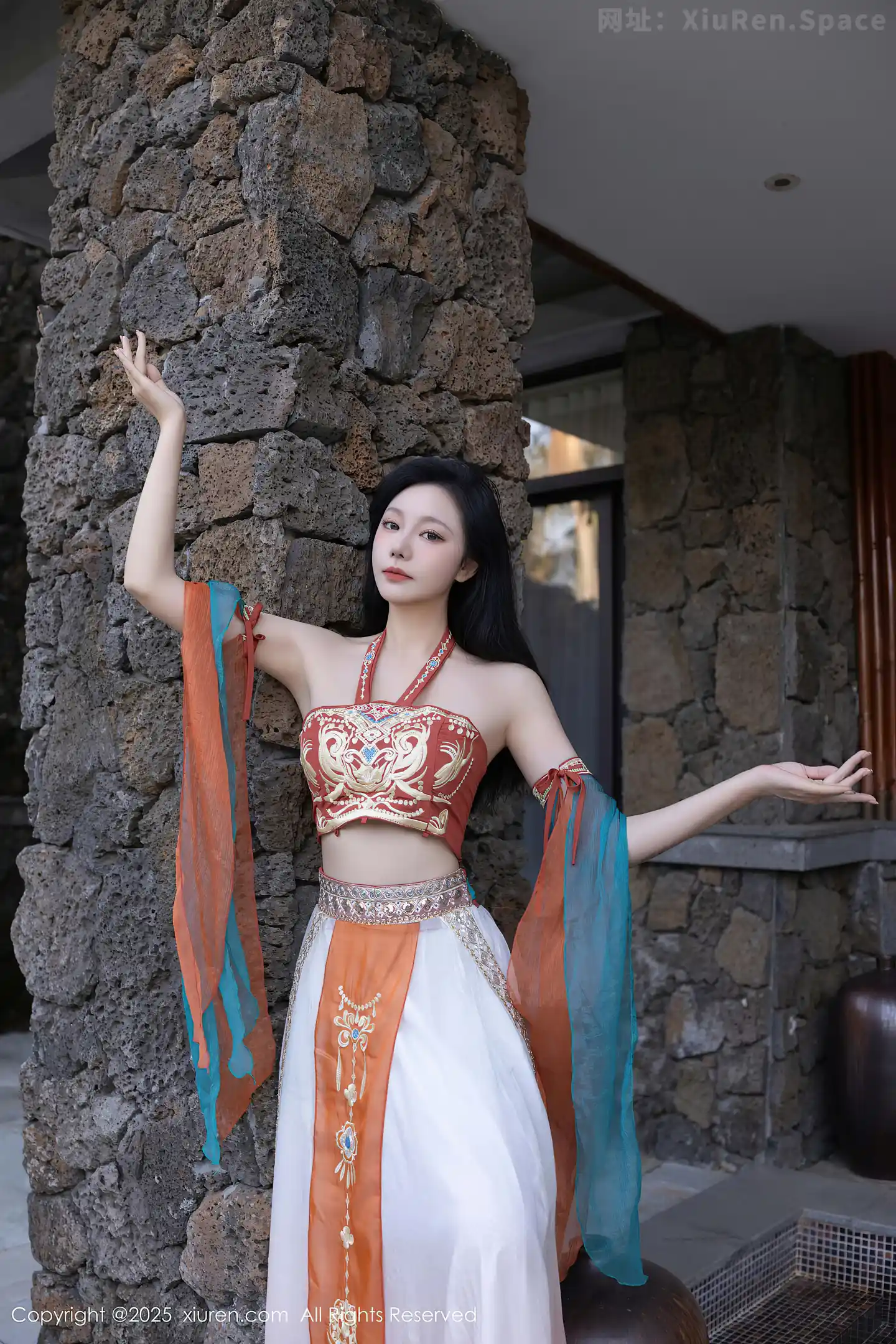 图片[3]-[XiuRen秀人网] VOL.9757 模特安然anran性感古风薄纱服饰配超薄肉丝秀丰满身材诱惑写真81P-秀人网官方网站